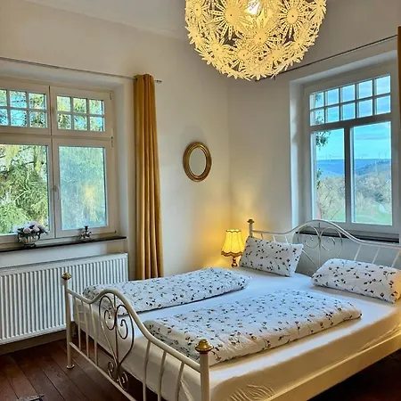 Bellevue - Mit Balkon Und Aussicht Apartamento *